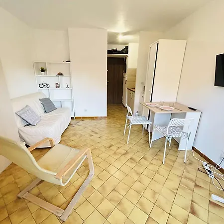 Appt 2 Couchages Cap D'agde Ct120-1037 Apartment Agde